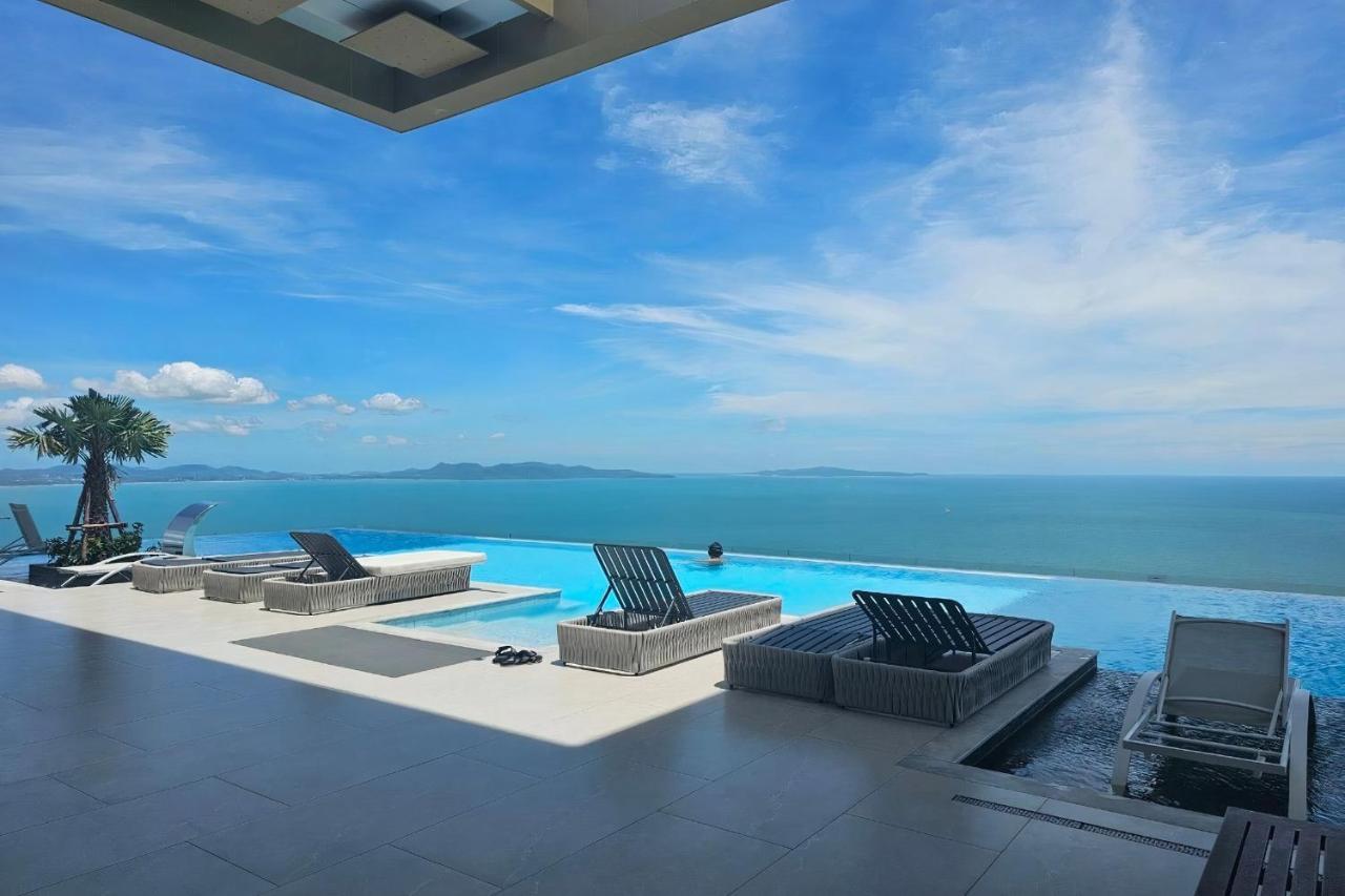 Luxury Sea View Room Beach Front Luxury Praia de Jomtien Exterior foto