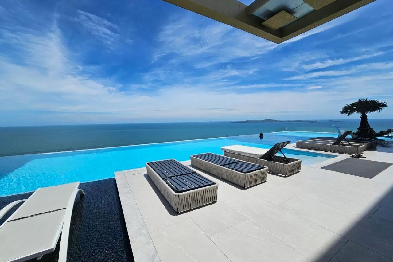 Luxury Sea View Room Beach Front Luxury Praia de Jomtien Exterior foto